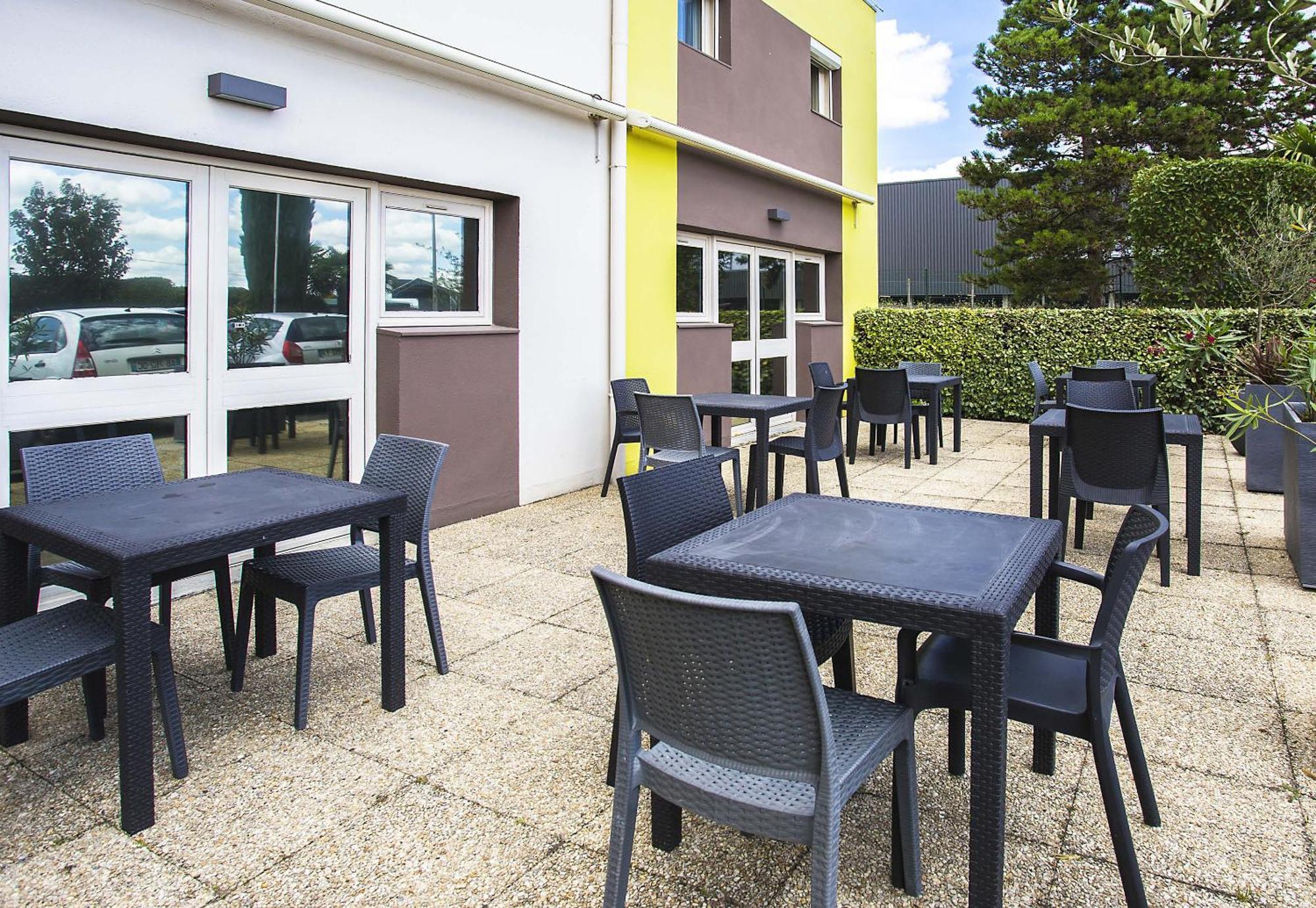 B&B HOTEL Angoulême Le Gond-Pontouvre Exterior foto
